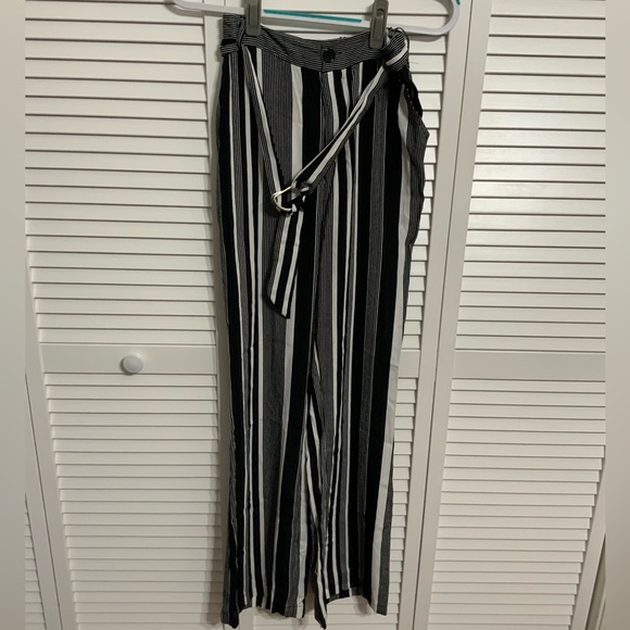 ESQUALO Pants - NWT Esqualo Black Stripe Pants Size 6